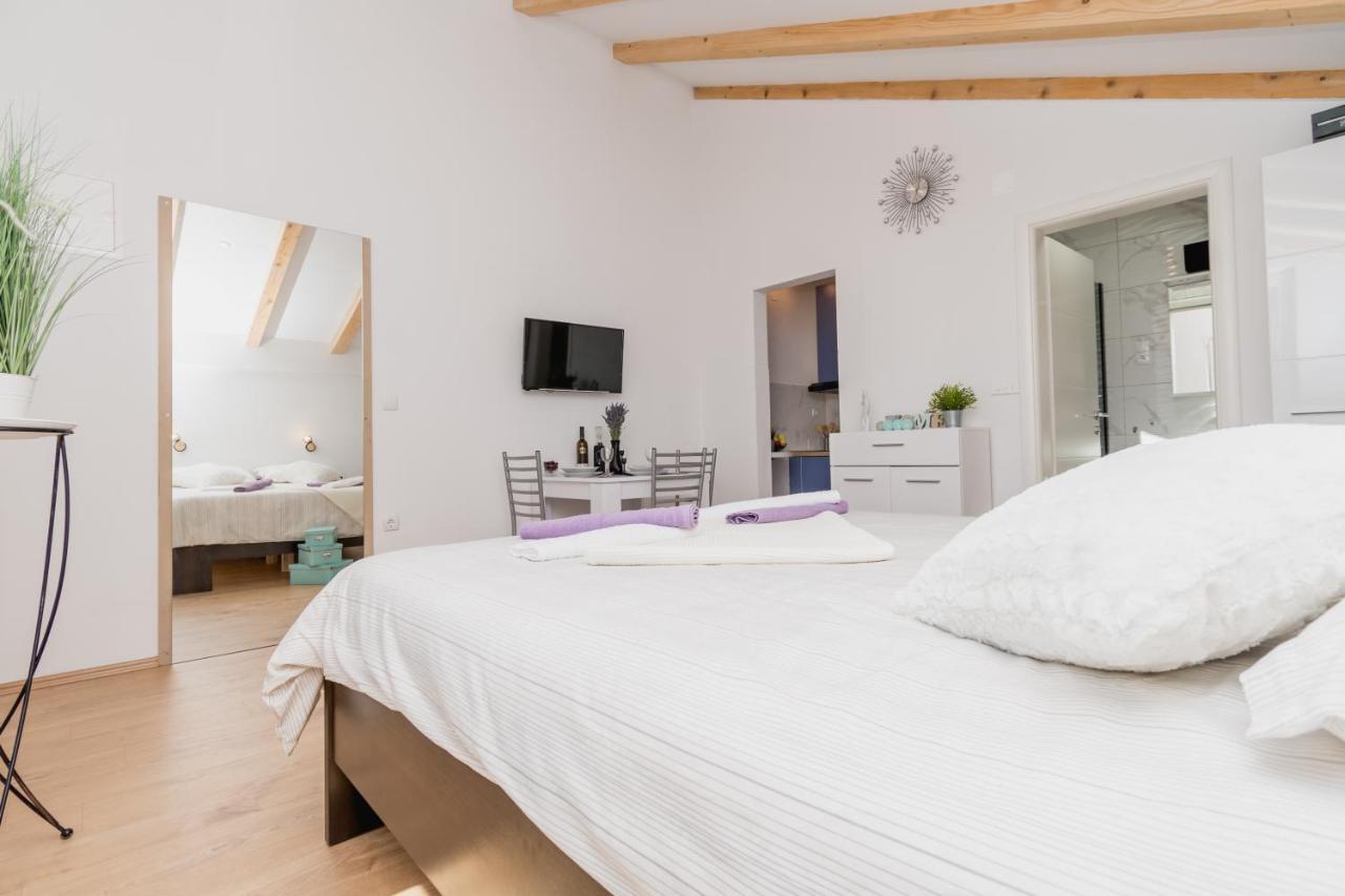 Studio Apartment Harmony Np Krka Lozovac Exterior foto