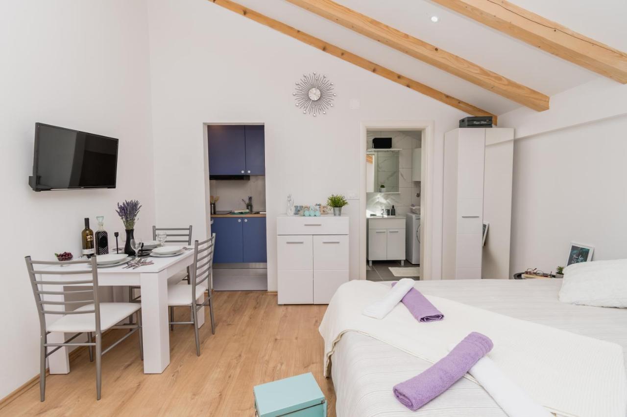 Studio Apartment Harmony Np Krka Lozovac Exterior foto