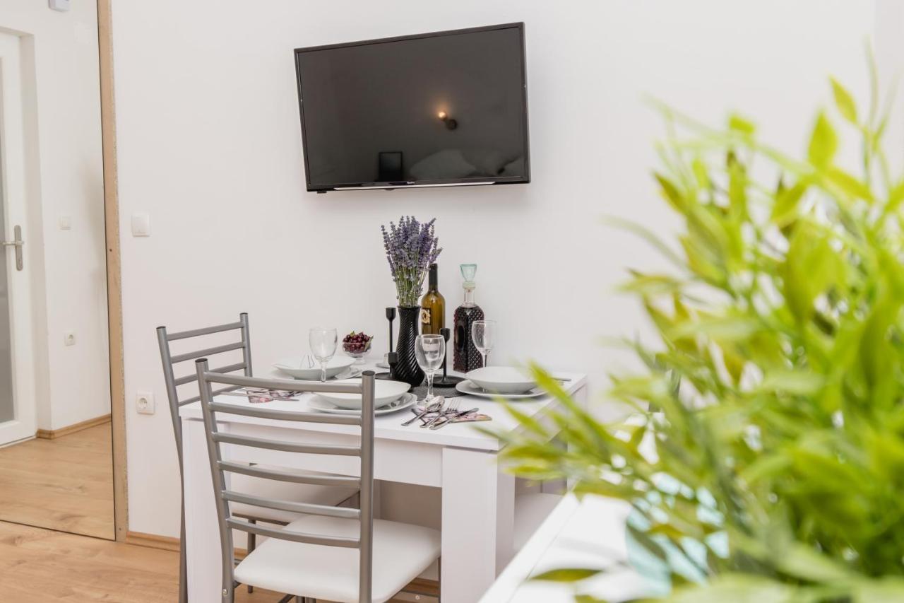 Studio Apartment Harmony Np Krka Lozovac Exterior foto